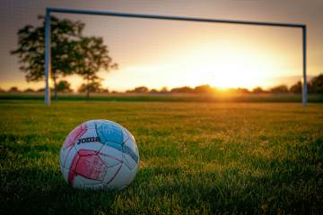 蒯曼：要不要打12大板？ 时间到！比赛进入轮换发球法（配图示意）